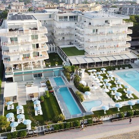 Hotel Le Soleil Lido di Jesolo Esterno foto