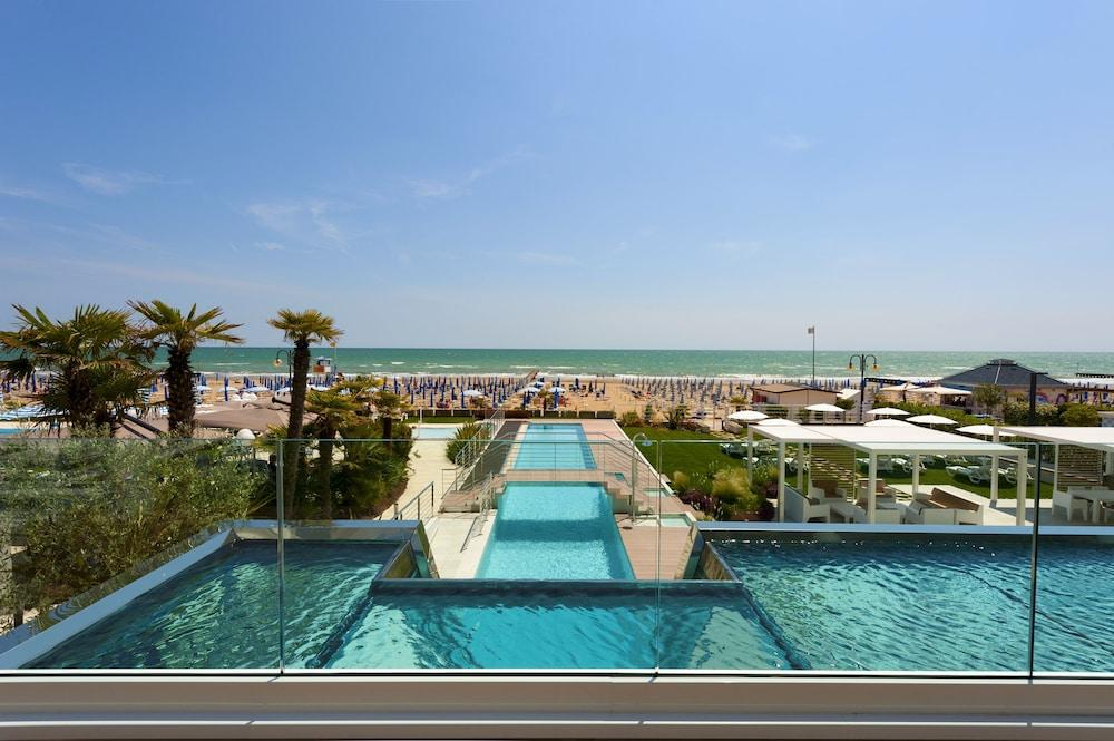 Hotel Le Soleil Lido di Jesolo Esterno foto