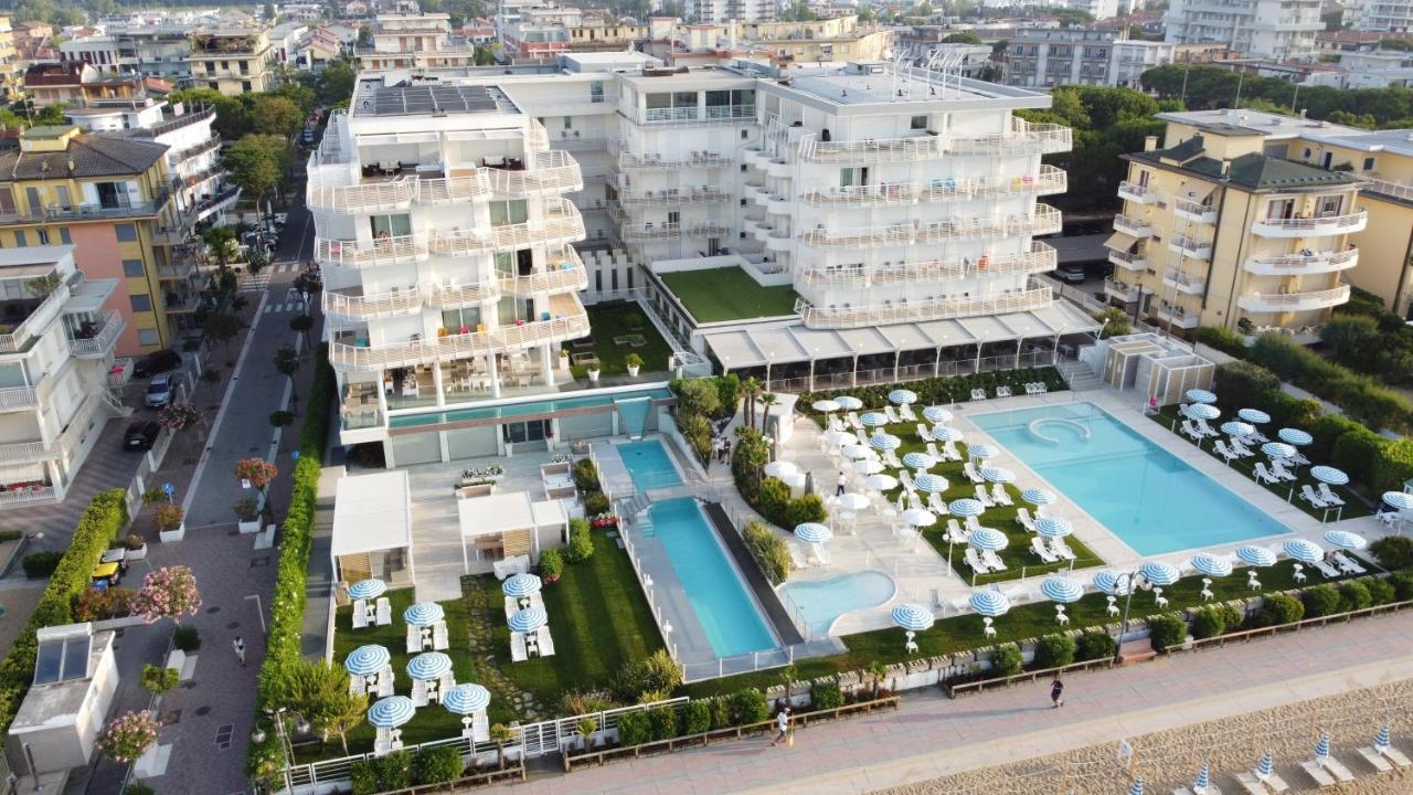Hotel Le Soleil Lido di Jesolo Esterno foto