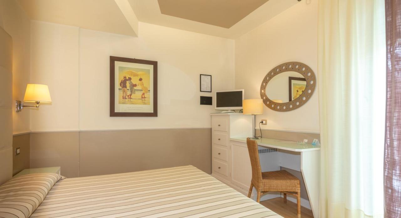 Hotel Le Soleil Lido di Jesolo Esterno foto
